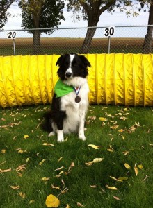 Kia sports her team colours & her medal!