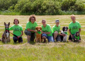 No X-Q's:  Robyn & Mr. Grommitt, Marsha & Savi, Nicole & Kita, Linda & Murphy Brown.  Photo by Joan Morgan